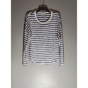 Time and True Womens  top size‎ xl